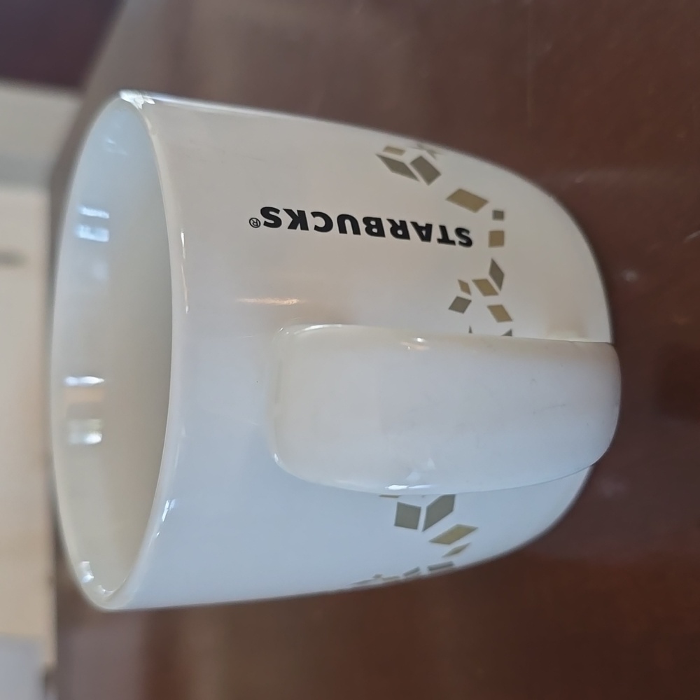 Starbucks 2013 Starbucks Holiday Mug - Picture 3 of 6